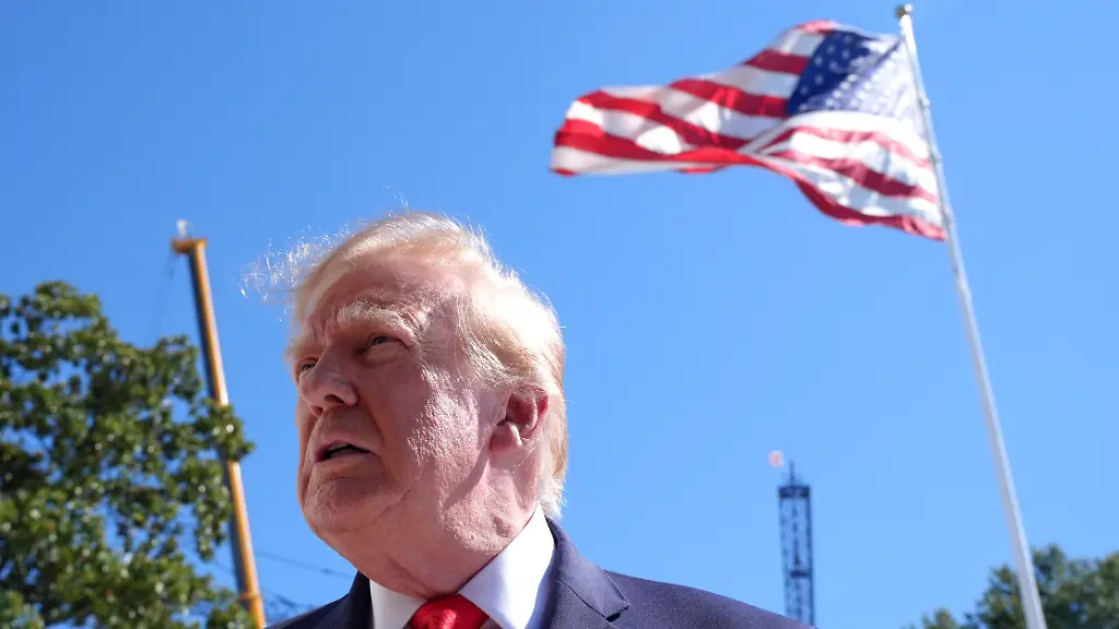 „Stelle ihres Lebens verschafft“: Trump bereut Nominierung der eigenen Supreme-Court-Richter