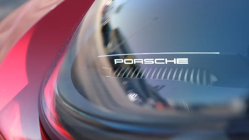 Mehr Luxus, weniger Kosten: Porsche will mit „drei Phasen“ aus der Krise