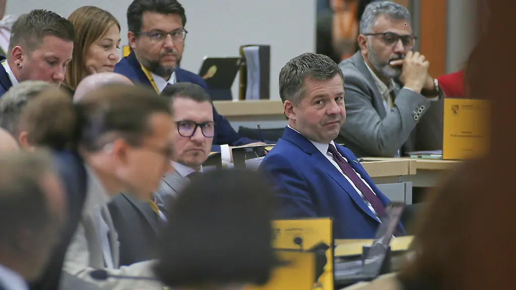 Bei Wahl von AfD-Mann Rausch: Berichte widerlegen Aussagen von CDU-Abgeordneten in Sachsen-Anhalt