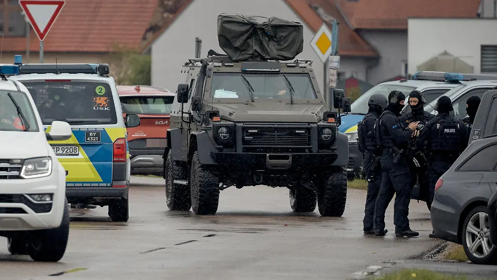 SEK-Einsatz in Bayern: Zweites Todesopfer in Berngau nach Schüssen bei Waffenkontrolle