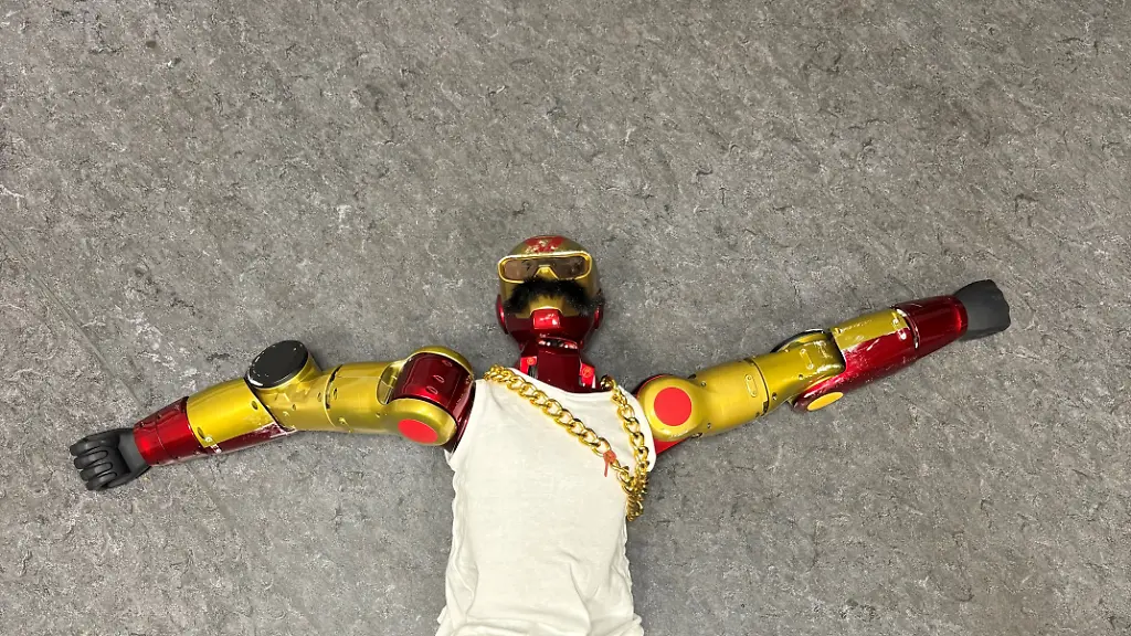 Von Mensch gesteuert: Robotor belästigt 16-Jährige sexuell in Köln