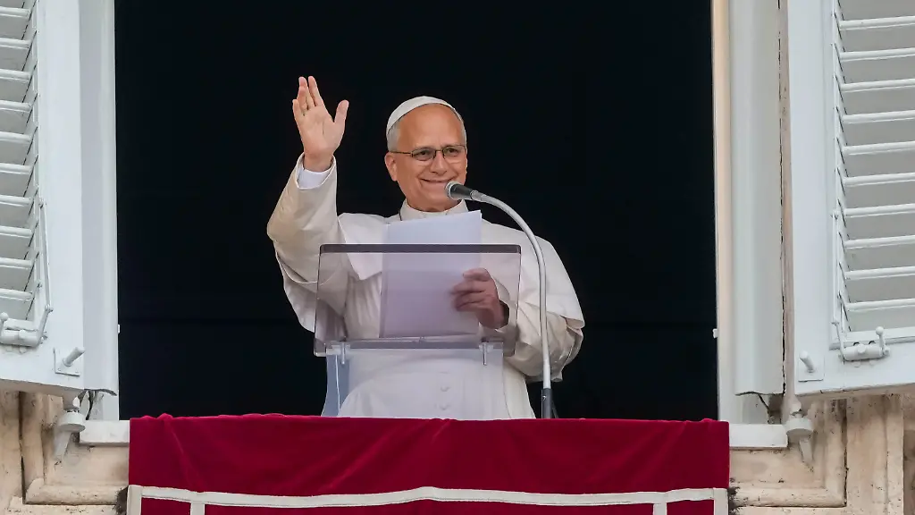 „Heikle Phase“ sei überstanden: Papst spricht wenige Tage nach Lungen-OP zu Tausenden Gläubigen