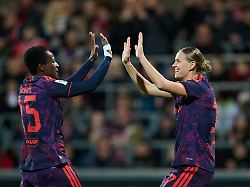 Trotz Roter Karte: Bayern-Frauen schreiben unfassbare Serie fort