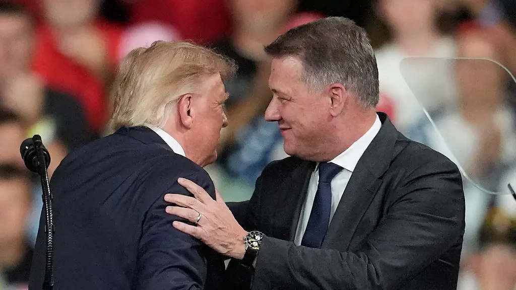 „Vor Scham im Boden versinken“: Scharfe Kritik an Audi-Chef für Wahlkampfauftritt mit Trump