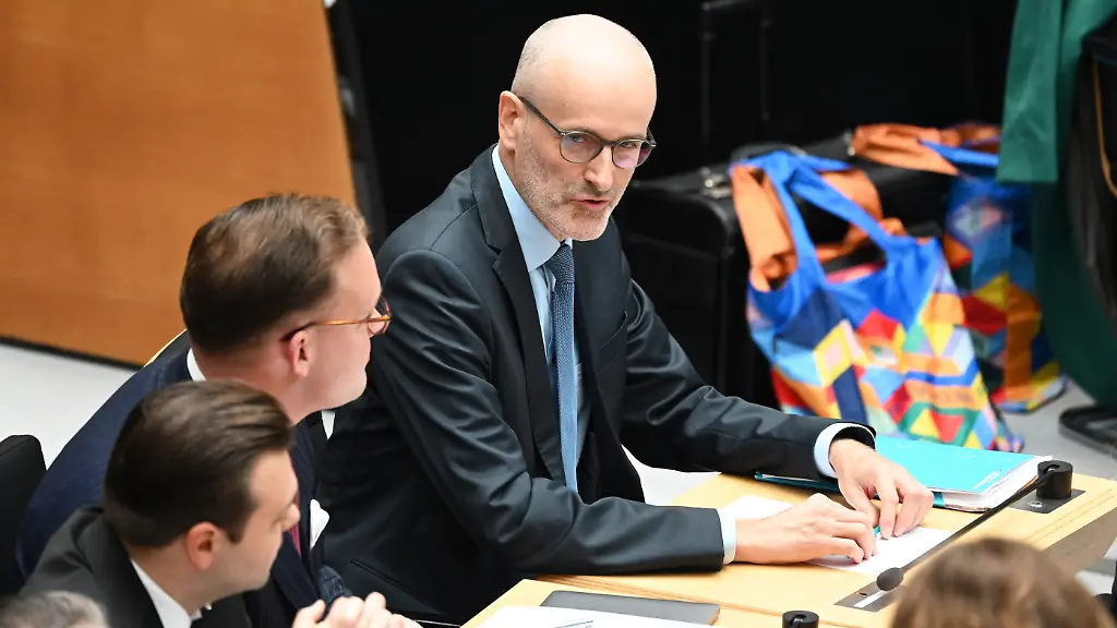 Grüne beschuldigt CDU: AfD-Kandidat bekommt in Berlin zusätzliche Stimmen