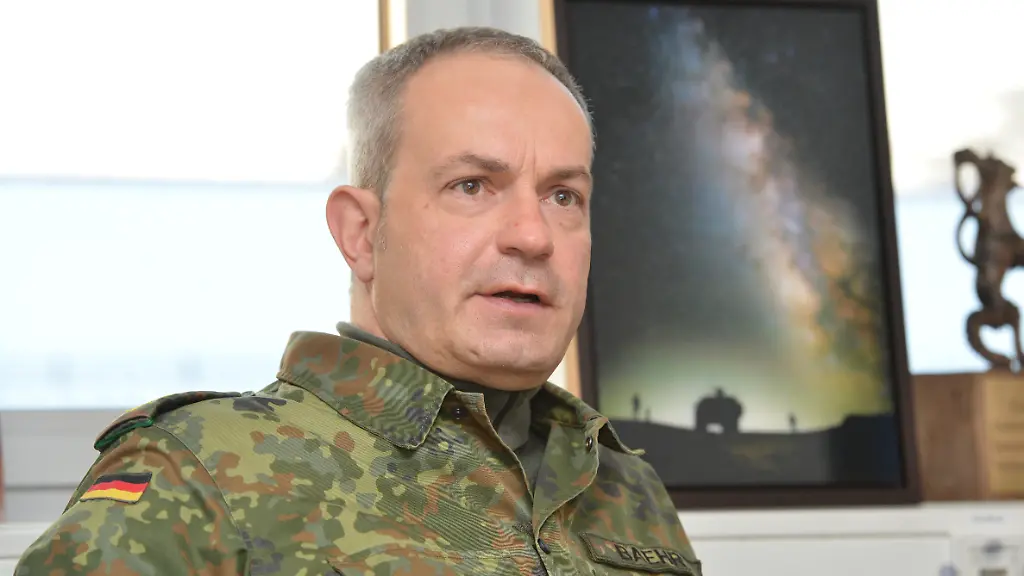 Sicherheitsrisiko: Vize des BND nutzte geleakte Handynummer jahrelang