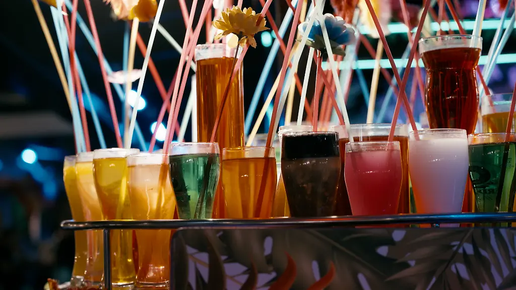 Alkohol und K.-o.-Tropfen: „Team Wallraff“ dokumentiert haarsträubende Zustände bei Jugendreisen