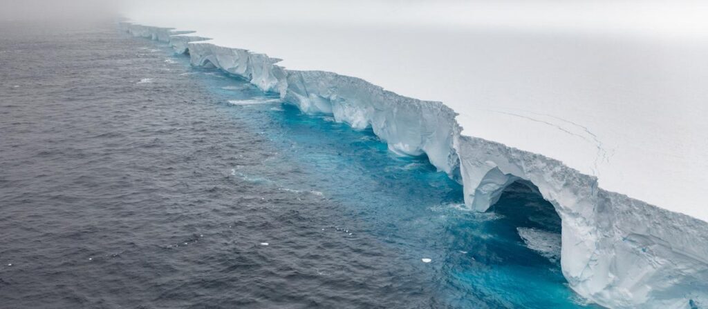 Forscher: Meeresboden bremst Eisschmelze in Antarktis