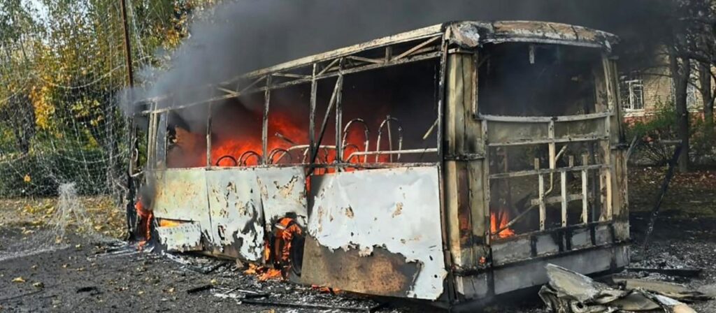 Mindestens 30 Tote bei russischen Angriffen auf Busse in der Ukraine