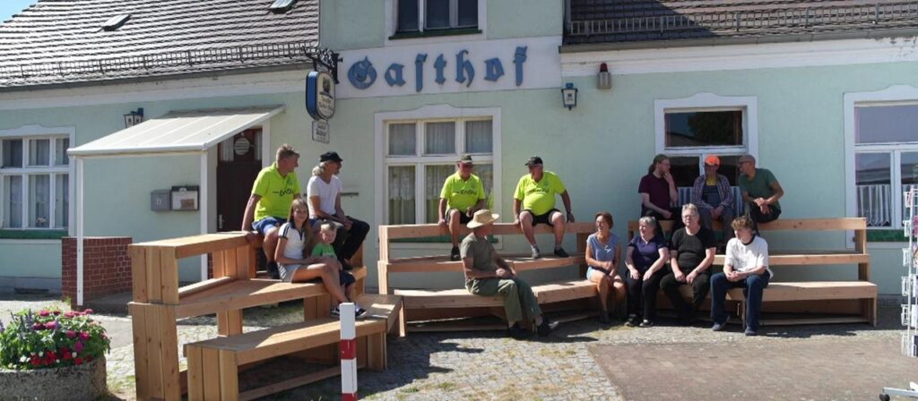 Wie ein Dorf in Brandenburg seinen Gasthof retten will
