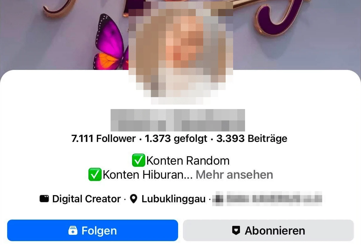 Kopf des Facebook-Profils mit Follower-Zahl, der Angabe Digital Creator, einem Wohnort in Indonesien und den Buttons Folgen und Abonnieren. Gesicht, Name und Schulangabe verpixelt.