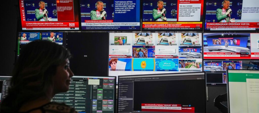 Polizei durchsucht regierungskritischen Fernsehsender in der Türkei
