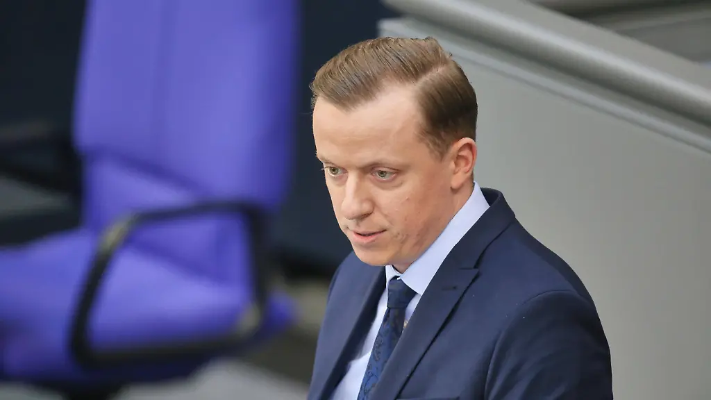 Adis Ahmetovic: Bundestag hebt Immunität auf