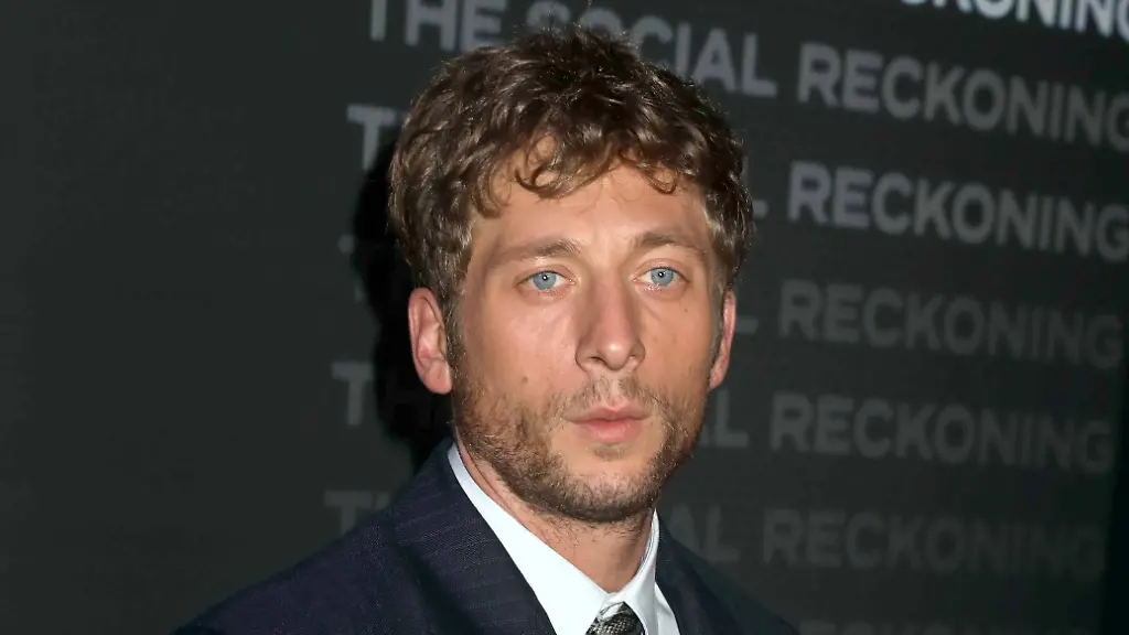Neue Freundin, neuer Film : „The Bear“-Star Jeremy Allen White bei Date in New York gesichtet