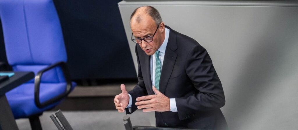 Kanzler setzt auf gute Regierungsarbeit gegen Extremismus