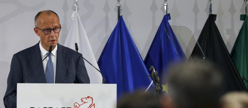 Merz‘ verleiht Friedenspreis an die NATO – „Moskau Einhalt gebieten“