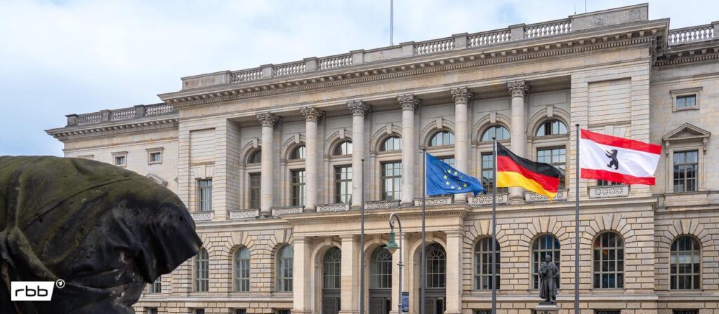 Konstituierende Sitzung von neu gewähltem Abgeordnetenhaus in Berlin
