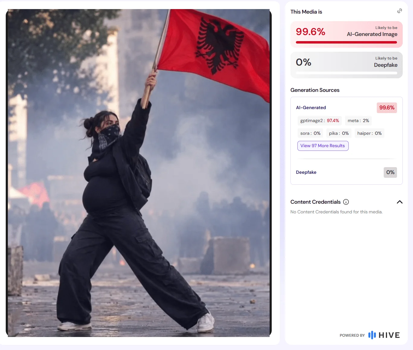 Übermittelter Hive-Screenshot mit dem geprüften Protestmotiv und dem Ergebnis „99.6% Likely to be AI-Generated Image“.